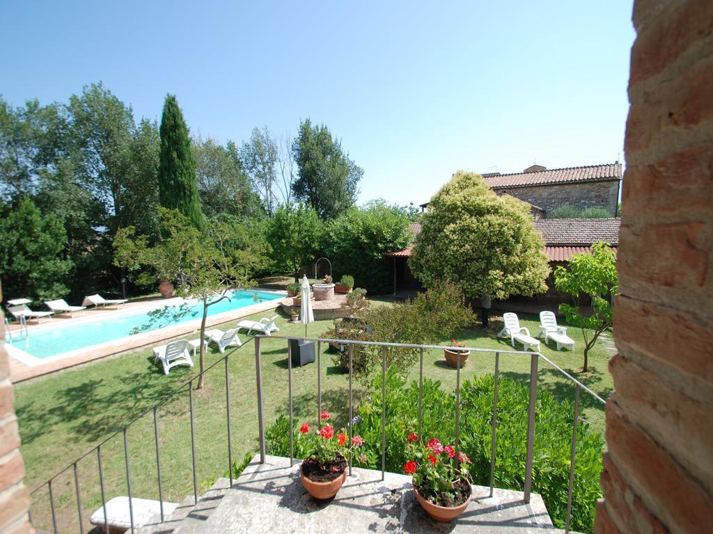 Casa Vacanze Pievina Vescona ภายนอก รูปภาพ